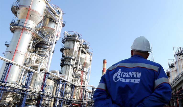 Lee más sobre el artículo La petrolera rusa Gazprom se asocia a Pampa Energía para operar en Vaca Muerta
