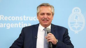 Lee más sobre el artículo Alberto Fernández: «Sino sale la ley habrá DNU con restricciones».