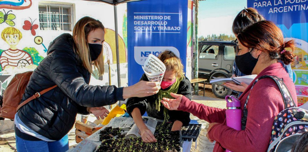 Lee más sobre el artículo Neuquén refuerza la asistencia alimentaria y el plan calor