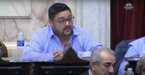 Lee más sobre el artículo Alberto Vivero: “Es necesario que el Estado Nacional haga una inversión aún mayor que en la primera ola, retomar el IFE y el ATP”