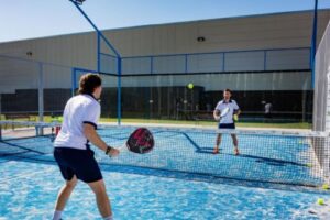 Lee más sobre el artículo La municipalidad de Neuquén habilitó actividades escalonadas y con aforos