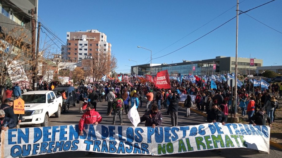 En este momento estás viendo “Hoy por lo menos le arrancamos al juez una convocatoria de audiencia que, seguramente, va a tener que confirmar el próximo día y horario y ahí nos sentaremos a discutir para resolver este conflicto”