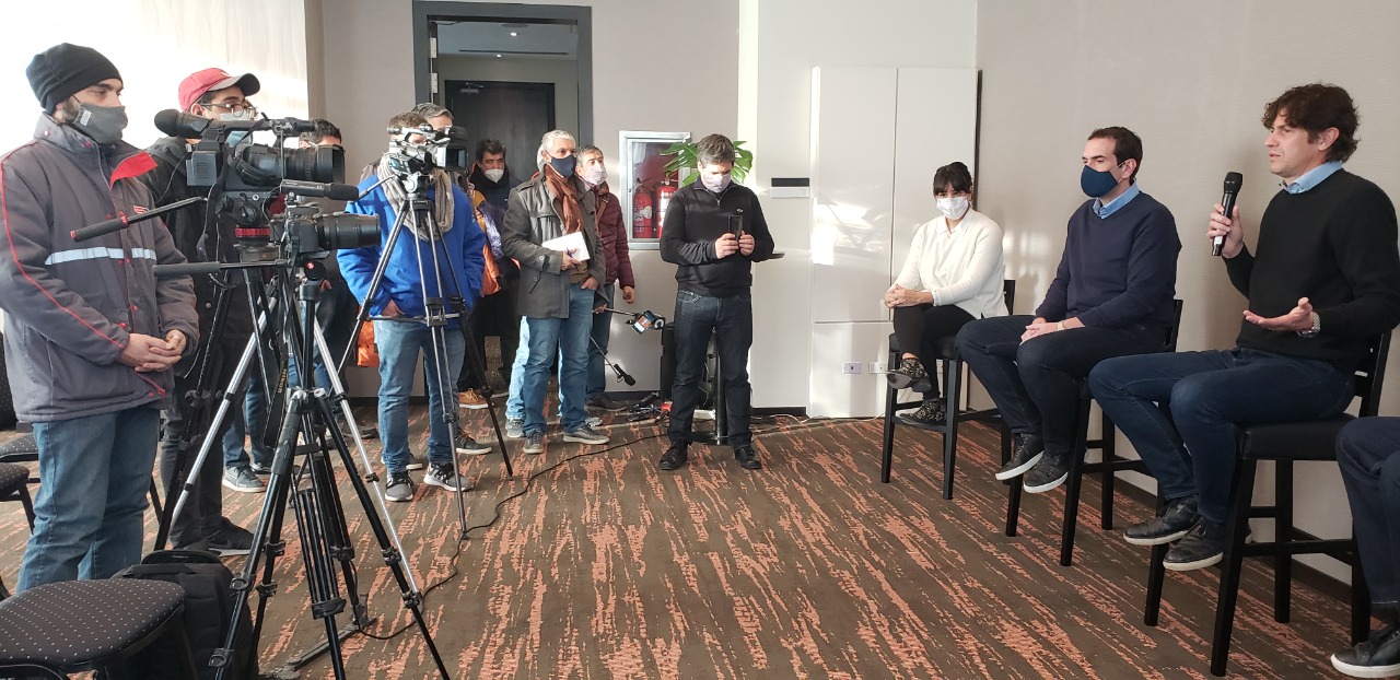 Lee más sobre el artículo “Es muy importante ganar esta elección porque estamos a muy poco de que se lleven puesta la República si el kirchnerismo logra una mayoría absoluta en el Congreso”