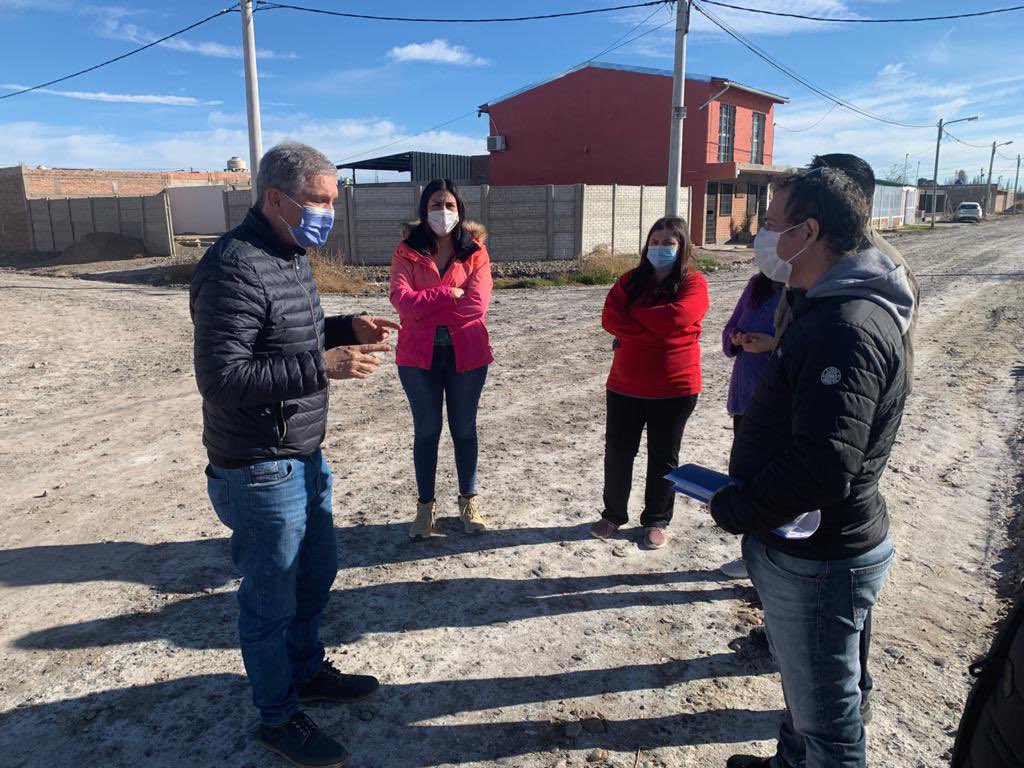Lee más sobre el artículo “Lo que es bueno para el vecino es bueno antes y ahora, es decir, el hecho de cambiar a la oposición no debe cambiar lo bueno para la sociedad; debemos empezar a construir porque con lo de la grieta nos va pésimo, es faltarle el respeto a la sociedad”
