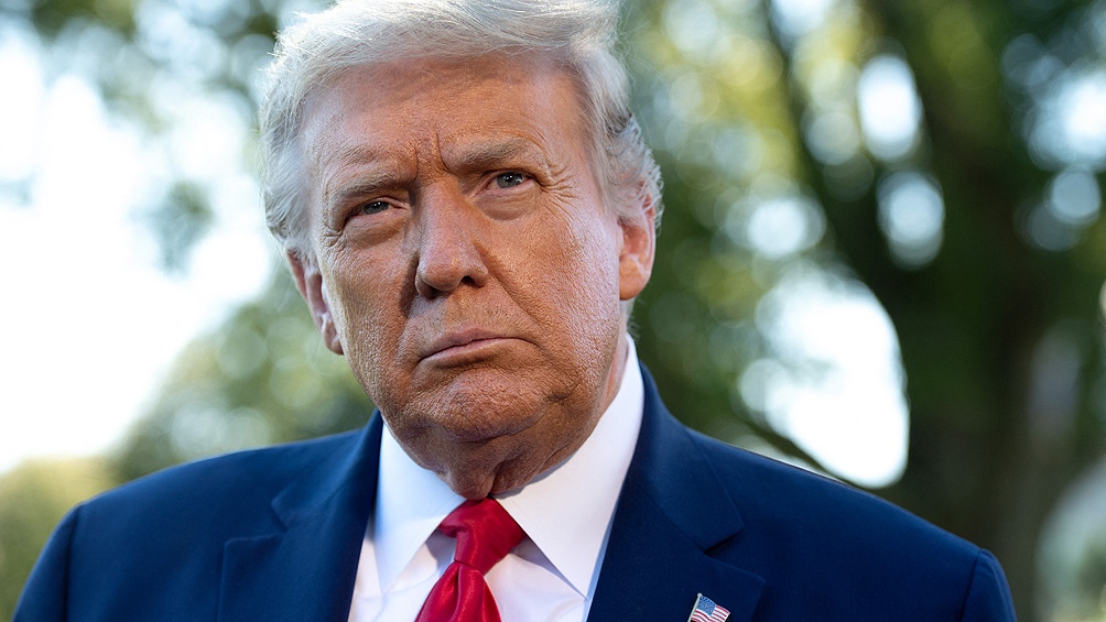 Lee más sobre el artículo Avanza la demanda contra Trump de una mujer que lo acusó de agresión sexual