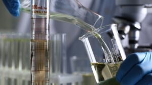 Lee más sobre el artículo Especialistas coinciden en que los fármacos complementan la vacunación