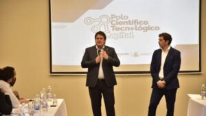 Lee más sobre el artículo “Neuquén indefectiblemente tiene que ir a esta nueva industria del conocimiento”