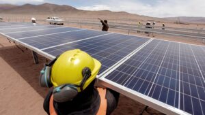 Lee más sobre el artículo Avanza la construcción de la segunda etapa del Parque fotovoltaico Cauchari