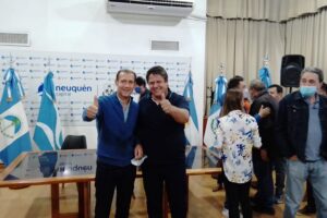 Lee más sobre el artículo Elecciones en Neuquén: triunfo del oficialismo y análisis histórico