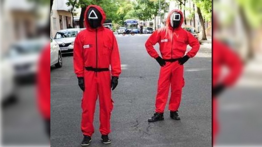 Lee más sobre el artículo Disfraces, memes y postales de la votación: cómo se vivieron las elecciones en las redes