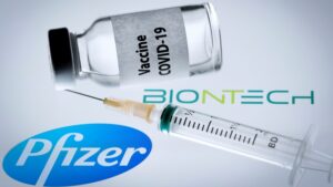 Lee más sobre el artículo Pfizer pide aplicar a todos los adultos una tercera dosis de su vacuna