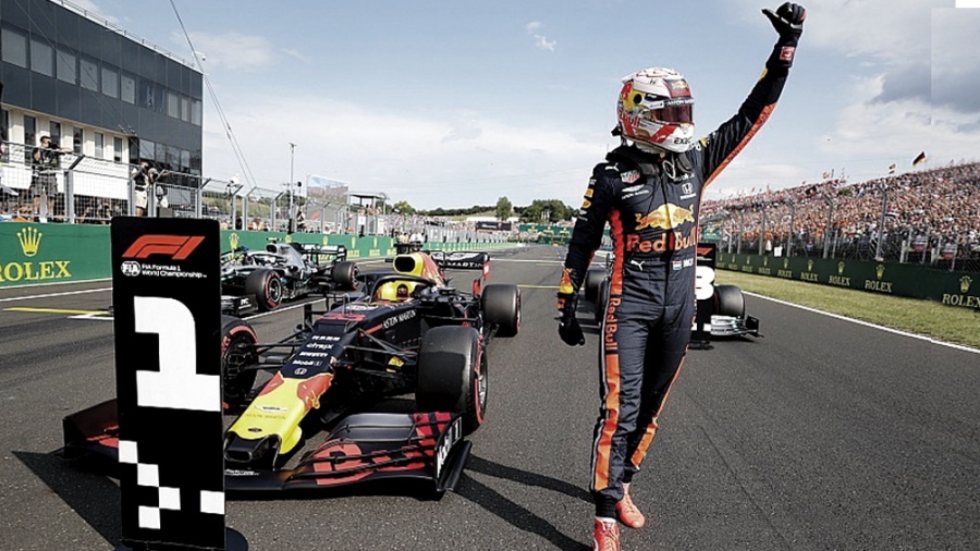Lee más sobre el artículo Verstappen desbancó a Hamilton como campeón de la Fórmula 1 en una carrera épica