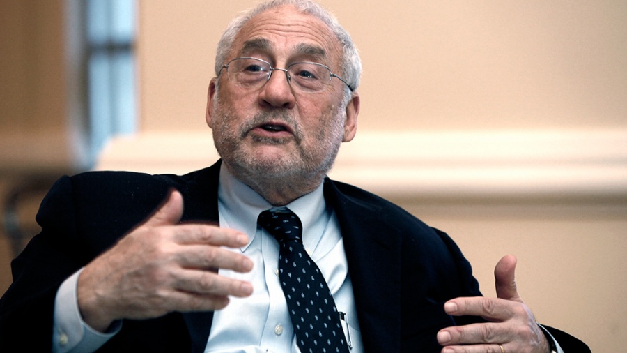 En este momento estás viendo Stiglitz: «El acuerdo con el FMI no estrangulará a la Argentina y le permitirá seguir creciendo»