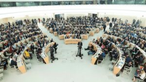 Lee más sobre el artículo Rusia fue suspendida del Consejo de DDHH de la ONU, mientras Kiev pide «armas» a la OTAN