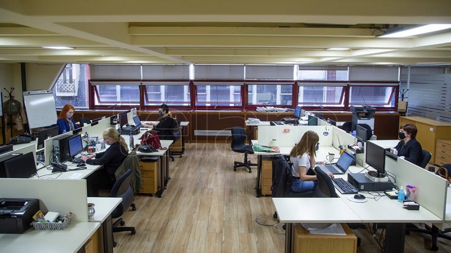 En este momento estás viendo Aumento salarial adicional del 10% en mayo para los trabajadores estatales