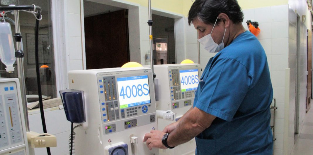 Lee más sobre el artículo Se incorporaron equipos de hemodiálisis al Sistema Público de Salud