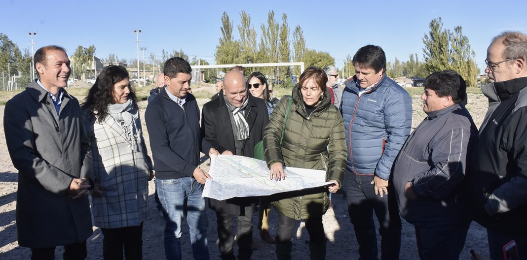 Lee más sobre el artículo Inician la obra del Parque La Familia en Neuquén capital
