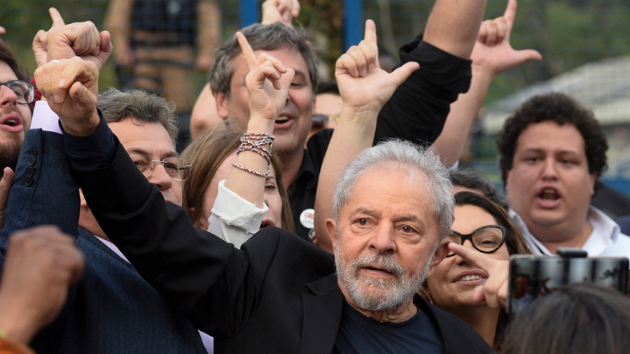 Lee más sobre el artículo Lula contrae matrimonio por tercera vez con Janja, una socióloga militante del PT