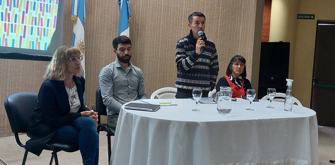 Lee más sobre el artículo Primer encuentro presencial del programa Libros para Aprender