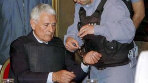 Lee más sobre el artículo Casación le otorgó prisión domiciliaria a Miguel Etchecolatz y a otros dos represores