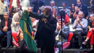 Lee más sobre el artículo Un sondeo confirma el escenario de Lula vencedor en primera vuelta