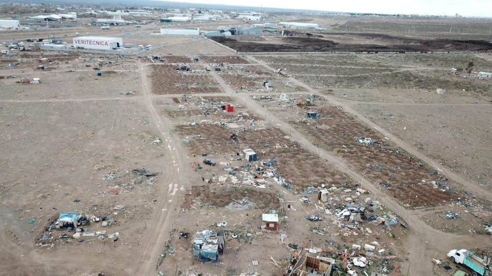 Lee más sobre el artículo “Los procesos de reubicación son complejos, pero son consensuados, voluntarios y acordados con los vecinos”