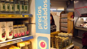 Lee más sobre el artículo El Gobierno renovó el programa Precios Cuidados y la canasta de frutas y verduras