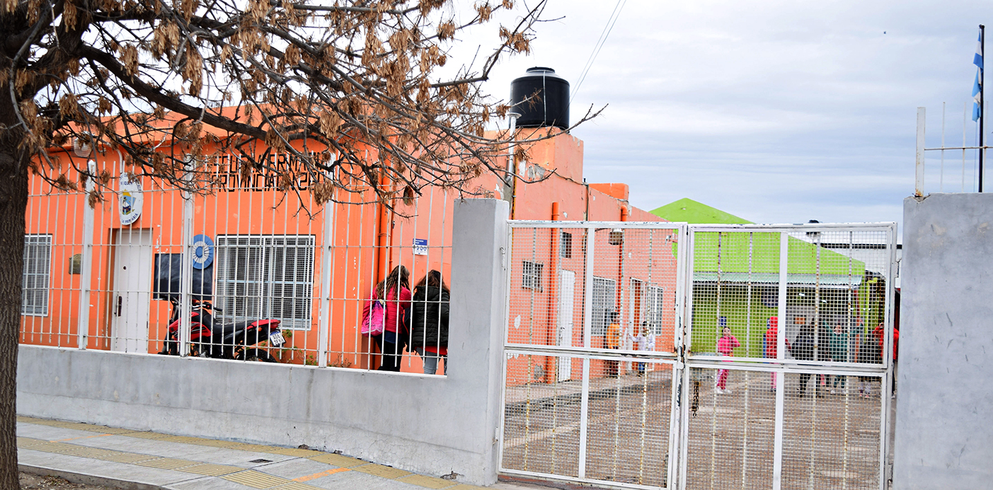 En este momento estás viendo Camuzzi otorgó el final de obra de la EPET 18 y de dos establecimientos en Neuquén