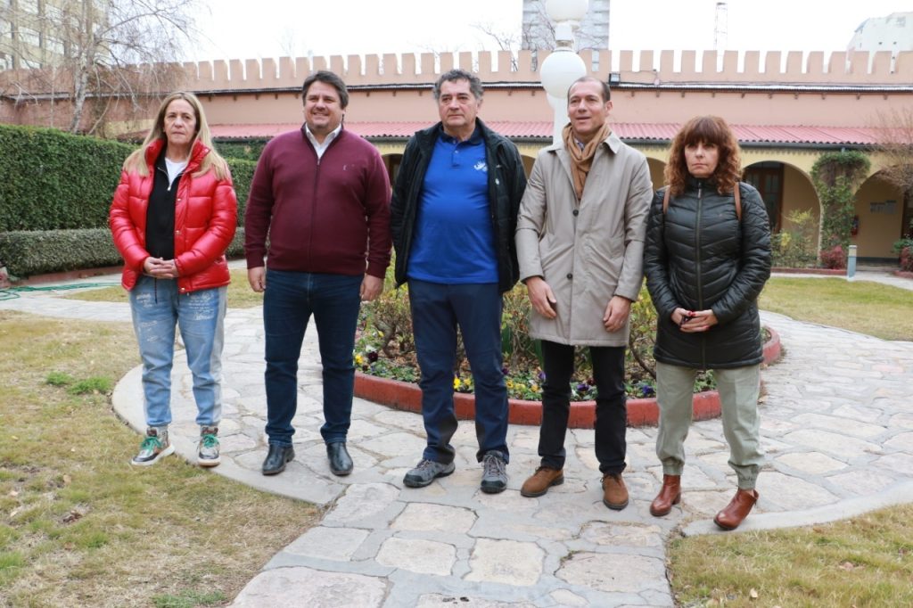 Lee más sobre el artículo Neuquén honrará a veteranos y veteranas de Malvinas de todo el país en el aniversario de la ciudad