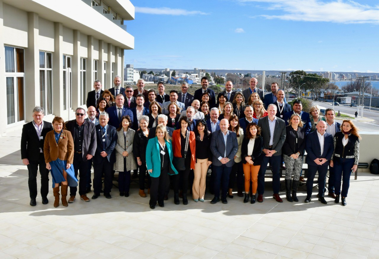 En este momento estás viendo El Parlamento Patagónico aprobó el proyecto de Koopmann para pedir a Nación el regreso de la Tarifa Comahue