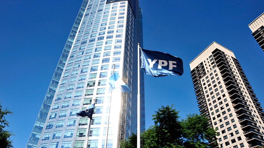 En este momento estás viendo YPF proyecta incrementar sus inversiones más del 25 % hasta los US$5.200 millones