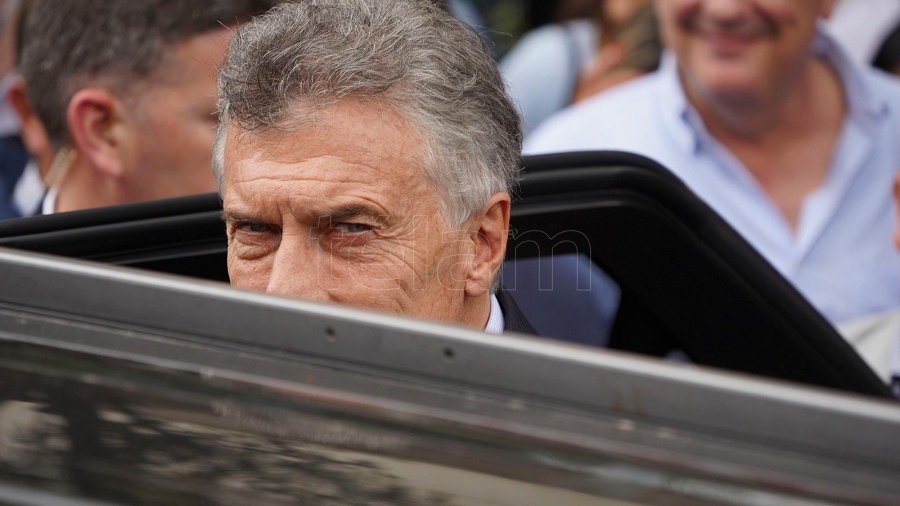 Lee más sobre el artículo Caputo abrió una cuenta secreta en Suiza y luego la blanqueó con Macri