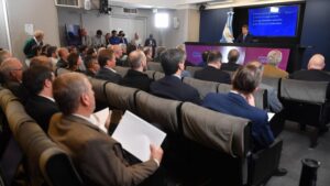 Lee más sobre el artículo Massa anunció un dólar a 200 pesos para las exportaciones de granos