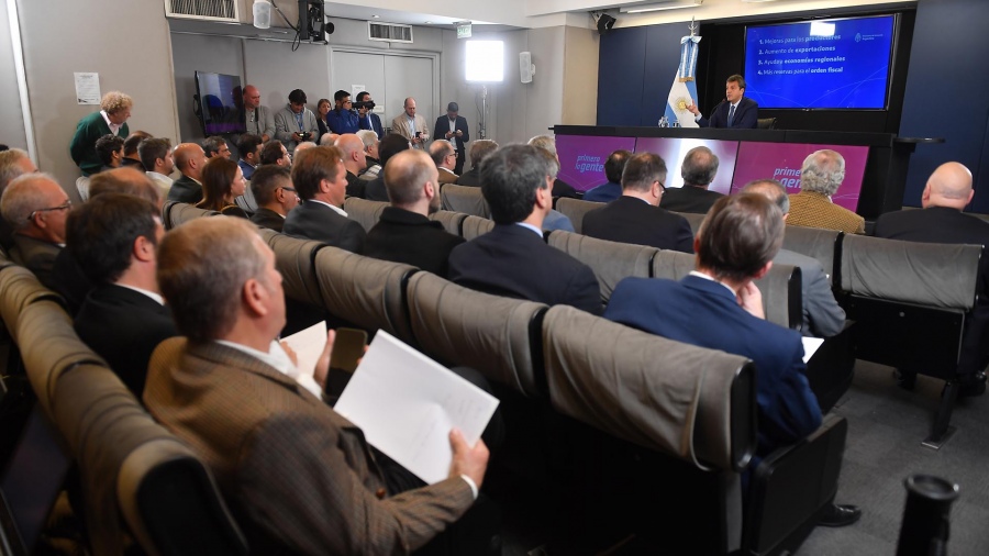 En este momento estás viendo Massa anunció un dólar a 200 pesos para las exportaciones de granos