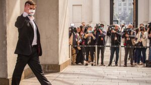 Lee más sobre el artículo Boric realizó seis cambios en el Gabinete tras la derrota en el plebiscito constitucional