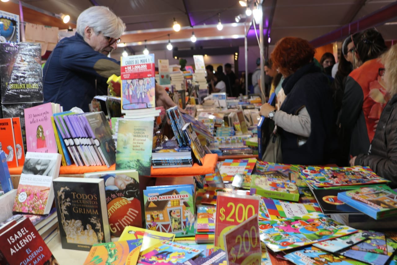 Lee más sobre el artículo Cerró la novena edición de la Feria del Libro con un exitoso balance