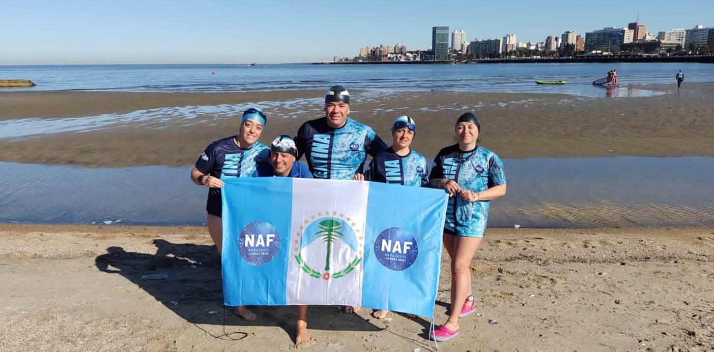 Lee más sobre el artículo Nadadores neuquinos de aguas frías campeones en el encuentro Sudamericano