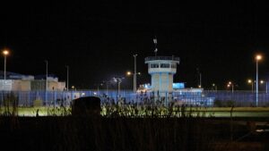 Lee más sobre el artículo Nuevos choques en una prisión de Ecuador tras una masacre que dejó 16 muertos