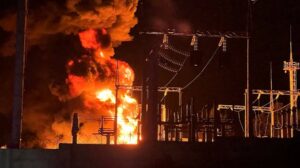 Lee más sobre el artículo Rusia lanzó una ola de ataques contra la capital de Ucrania con drones «kamikaze»