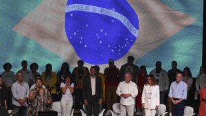 Lee más sobre el artículo Lula desafió a Bolsonaro a tener «un minuto de sensatez» y aceptar el resultado electoral