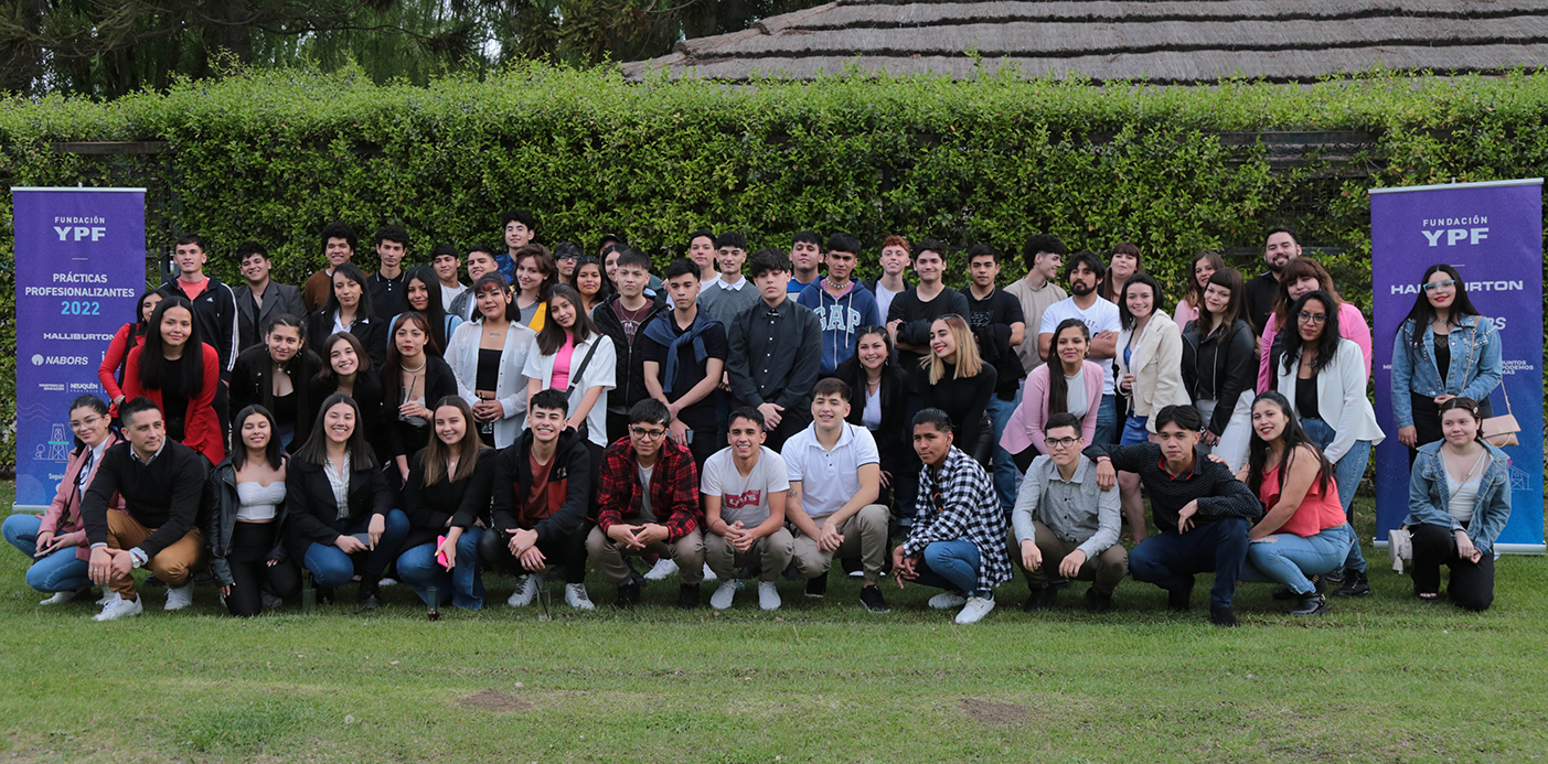 En este momento estás viendo Prácticas profesionalizantes: 60 estudiantes y docentes de escuelas técnicas neuquinas recibieron sus diplomas