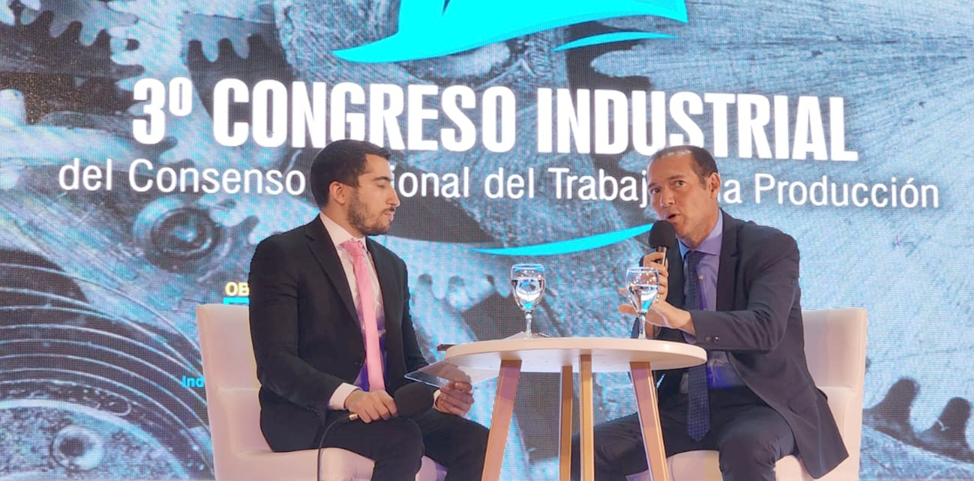 En este momento estás viendo Gutiérrez disertó sobre Vaca Muerta en el 3ª Congreso Industrial