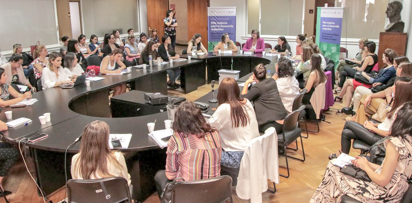 Lee más sobre el artículo Neuquén participó de la Mesa Federal de Políticas Económicas con Perspectiva de Género
