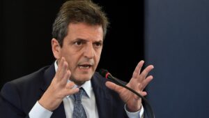 Lee más sobre el artículo Massa firmará un acuerdo de intercambio de información tributaria con EEUU