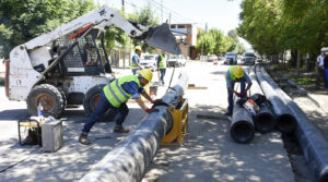 Lee más sobre el artículo EPAS culmina la obra de agua potable sobre calle Gatica