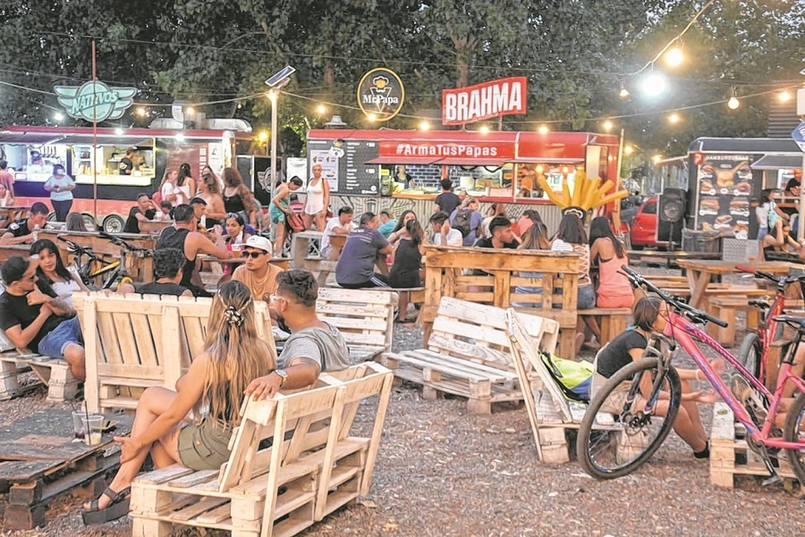 Lee más sobre el artículo Oferta gastronómica electoral en Neuquén