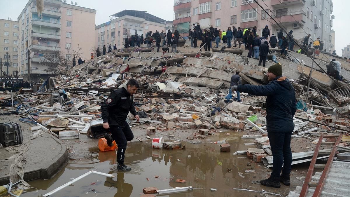 En este momento estás viendo Sismo en Turquía y Siria: son más de 7.800 los muertos y 23 millones de afectados