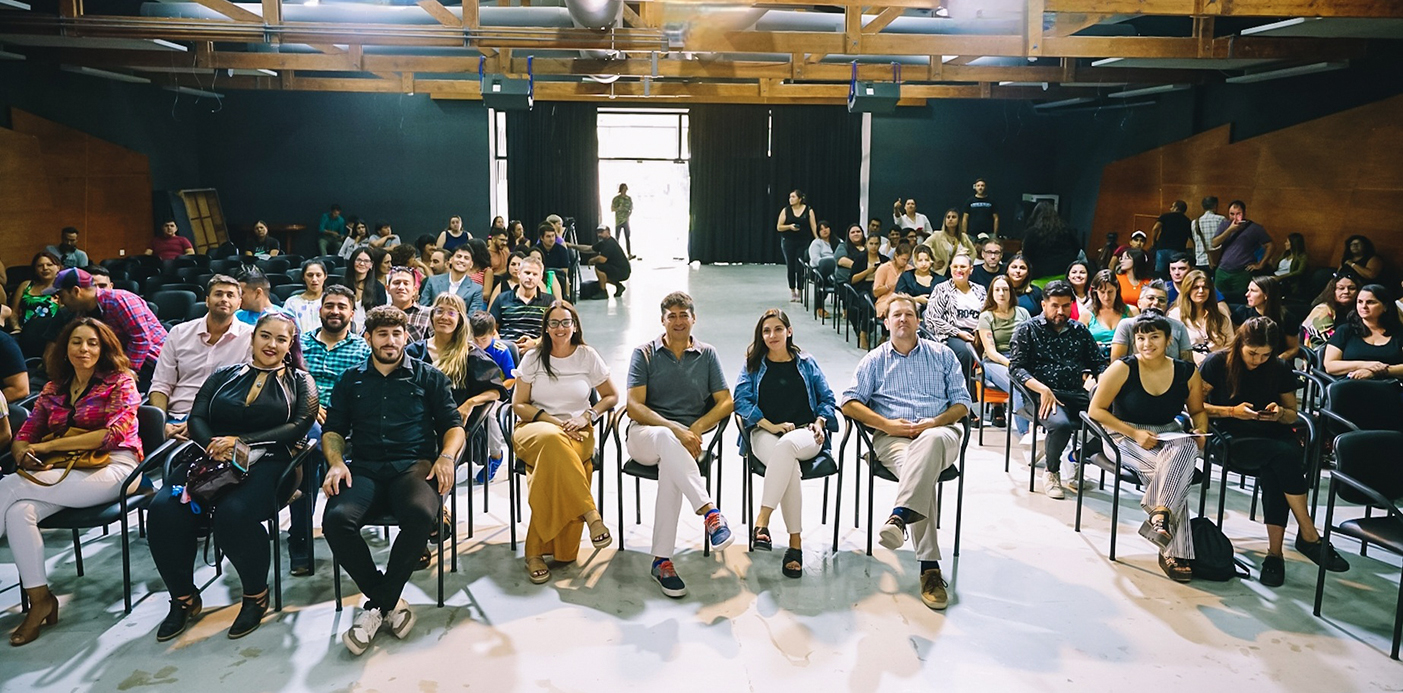 Lee más sobre el artículo Presentaron reglamentación de la ley de acompañamiento al empleo y emprendedurismo joven