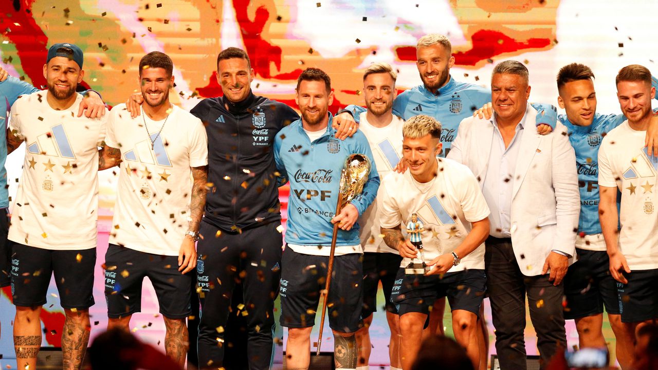 En este momento estás viendo La Conmebol rindió homenaje a la Selección Argentina por ser campeona del mundial de Qatar 2022