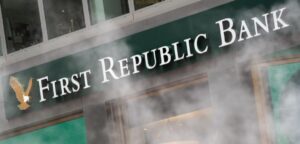 Lee más sobre el artículo Crisis de Silicon Valley Bank arrastra a las acciones financieras y afecta la credibilidad del sistema y de la FED